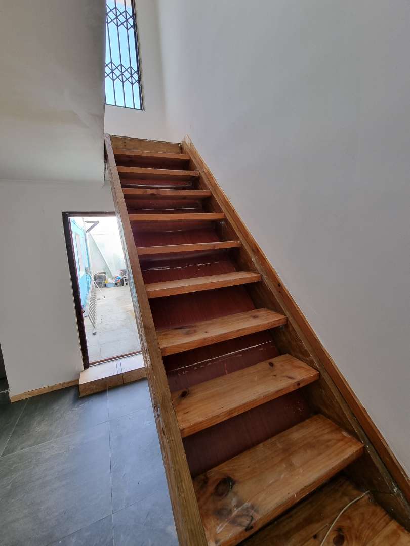 4 Bedroom Property for Sale in Zonnebloem Western Cape